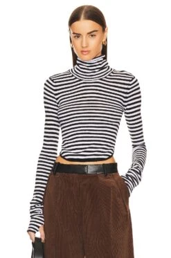 Alva Turtleneck Black & White