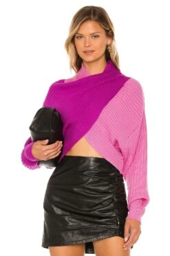 Twisted Neck Sweater Berry Hibiscus